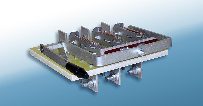 Разъединитель РЕ19-41-72220 1000А и/п фото 1