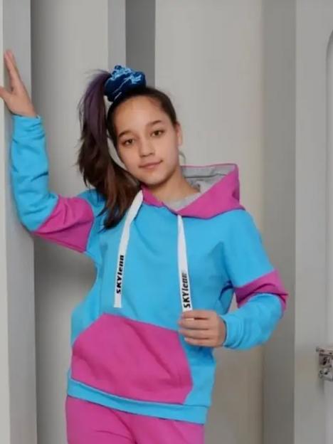 Костюм спортивный детский оверсайз утепленный весенний худи и брюки тёплые для подростков фото 2