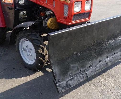 Отвал коммунальный двухсторонний гидроповоротный «ОС-1,8-01 МТЗ-320» фото 1