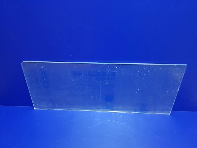 Отбойник из оргстекла прямой для крепления к стене. фото 5