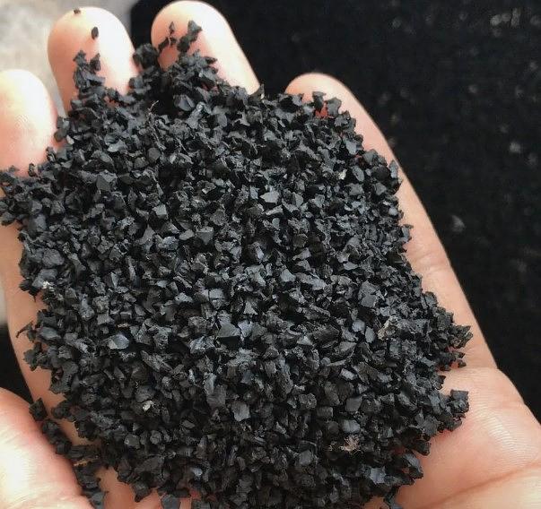 Резиновая крошка черная фото 1