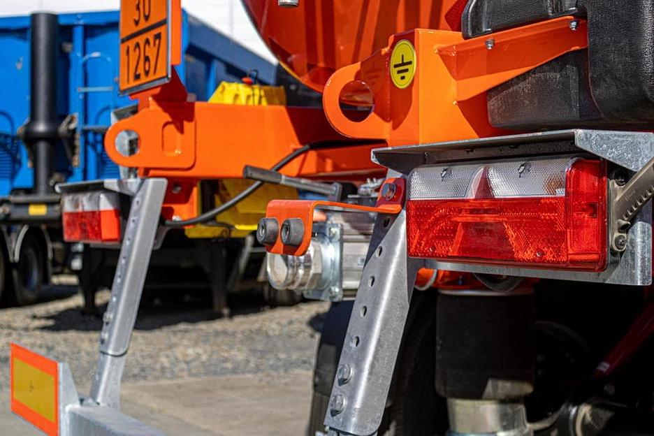 Нефтевоз 30 м³ без термоизоляции 914220-02 фото 5