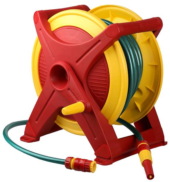 GRINDA HS-25, шланг 25 м x 1/2″, поливочный набор 4 предмета, возможность крепить к стене, катушка со шлангом в комплекте (8-428441) фото 1