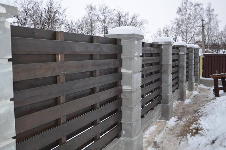 Изготовление и монтаж деревянных ограждений фото 3