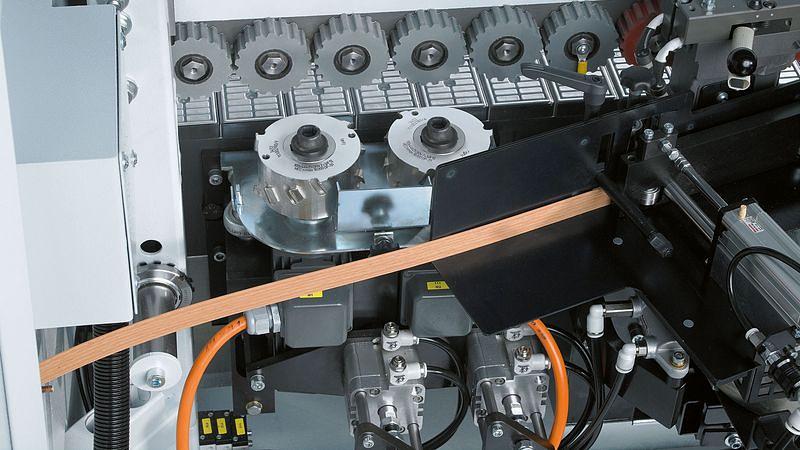 Кромкооблицовочный станок EDGETEQ S-200 фото 10