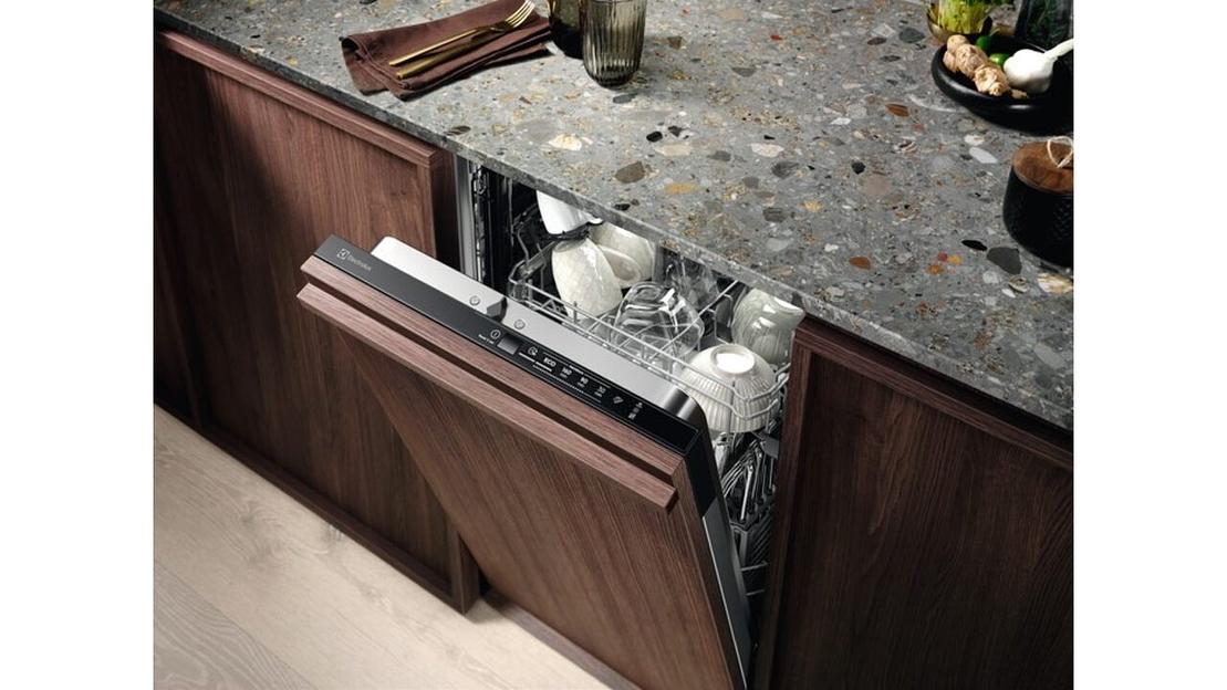 Встраиваемые посудомоечные машины ELECTROLUX Electrolux EEA71210L фото 3