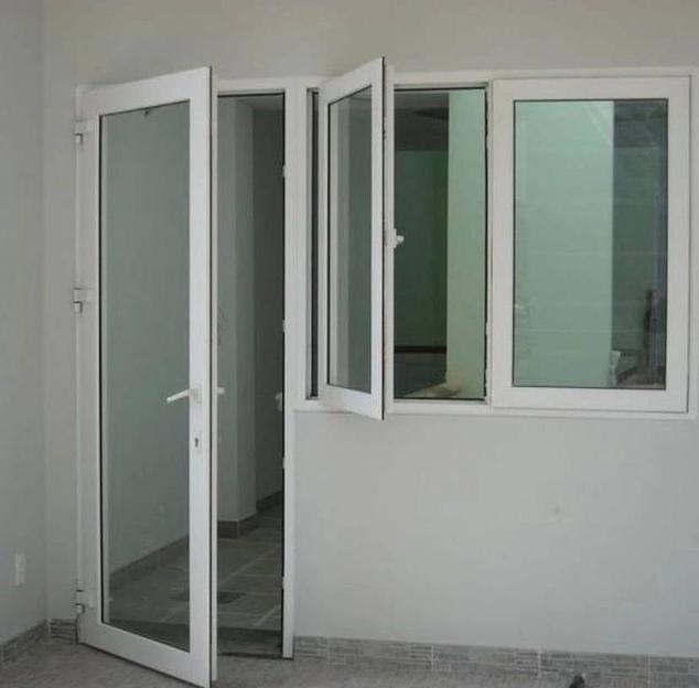 Остекление лоджии и балконов под заказ фото 1