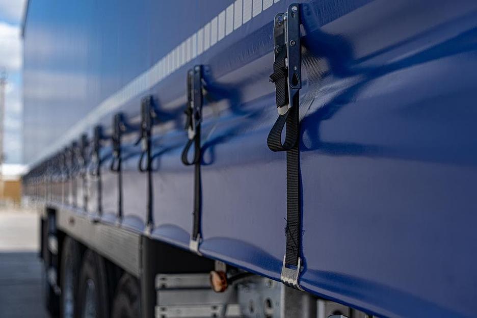 Шторный полуприцеп 13,62 м с вынесенной осью 914295-04 фото 3