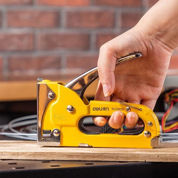 Степлеры, пистолеты, заклепочники Deli Мебельный степлер Deli DL238001 Для скоб 4-8мм D-типа. Полностью стальная конструкция фото 7