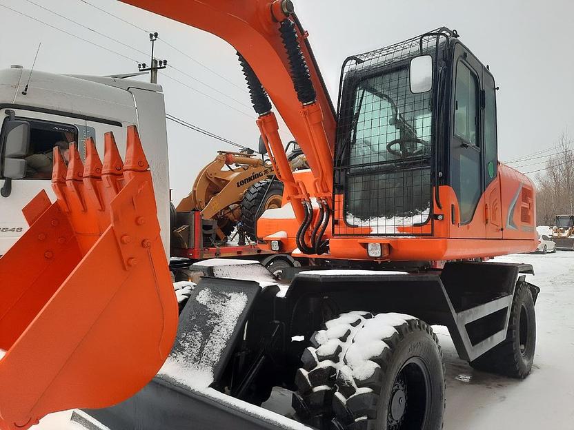 Колёсный экскаватор  «Lonking CDM6150W» фото 7
