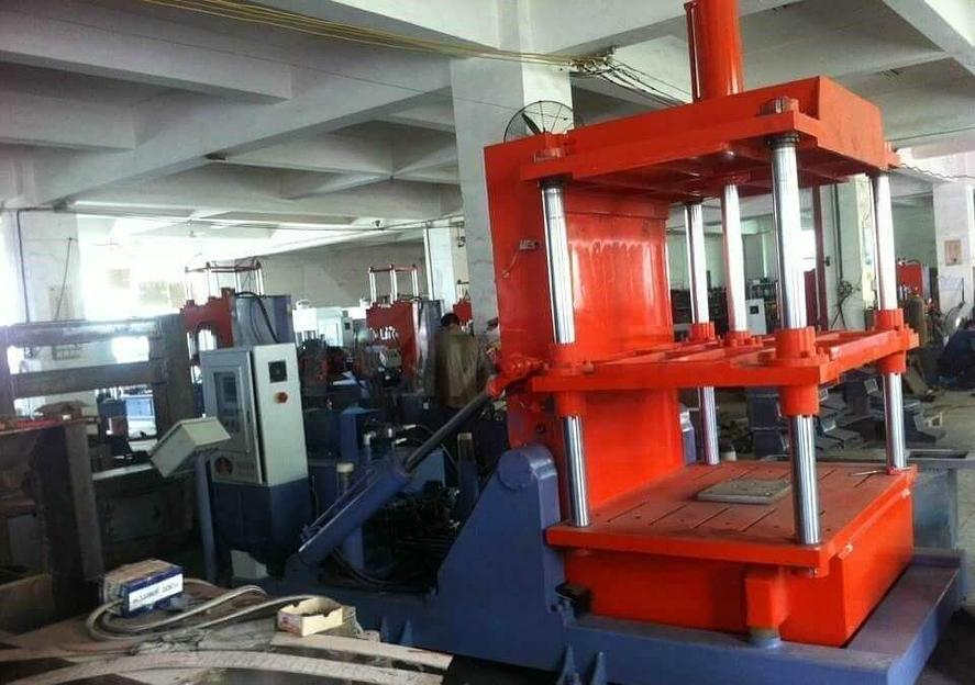 Кокильная машина фото 1