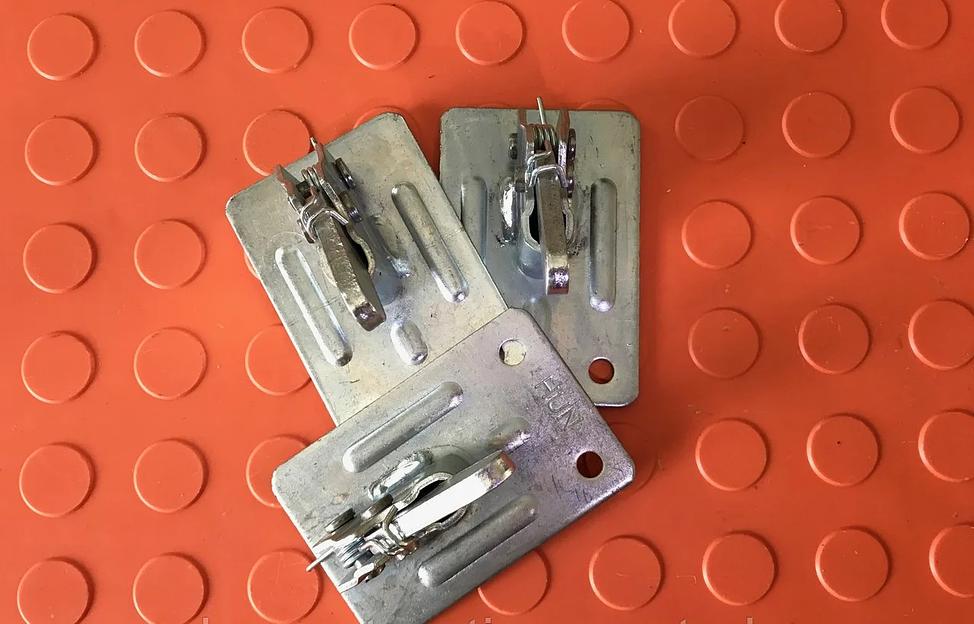 Чироз (пружинный зажим) для опалубки Турция ОПТ фото 1