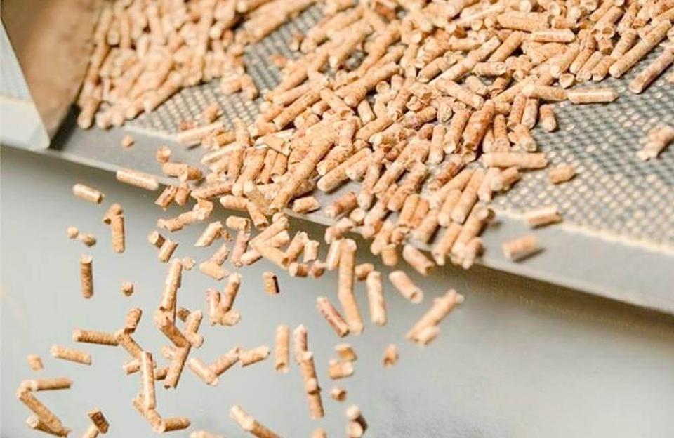 Пеллеты светлые премиум биг бэг 1000 кг фото 1