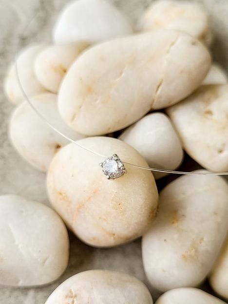 Колье невидимка с кулоном фианит на леске серебро 925 фото 6