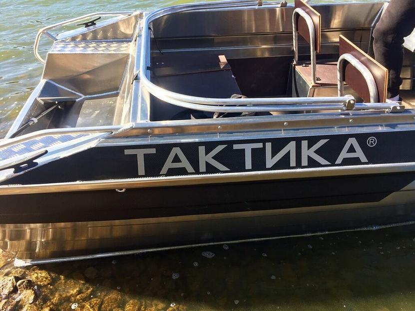 Алюминиевый катер Тактика 390 DC, 390*150*75 см фото 10