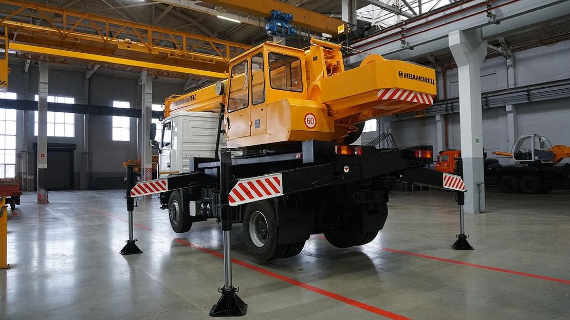 Автомобильный кран КС-35715 Ивановец фото 6
