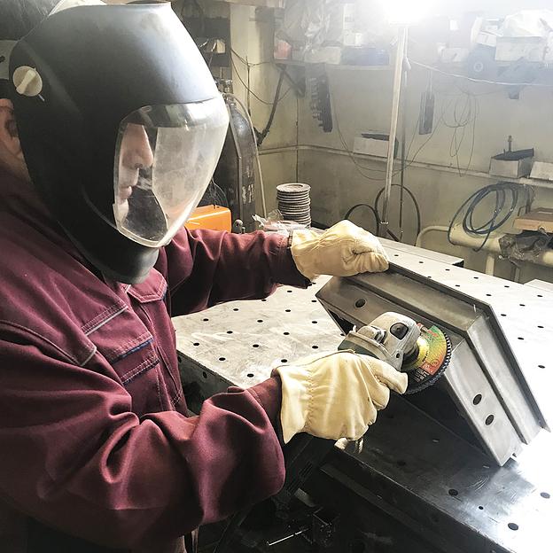 Услуги по обработке пластика фото 2