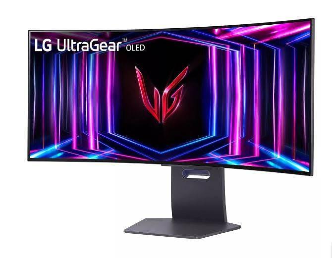 МОНИТОР 34" LG 32SQ780S-W Black (OLED, изогнутый, 3440x1440, 240Hz, 0.03 ms, 178°/178°, 275 cd/m, 1.5M:1, +2хHDMI 2.0) фото 1