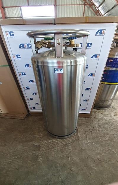 Криососуд с экранно-вакуумной изоляцией (криоцилиндр-газификатор DPL450) фото 1