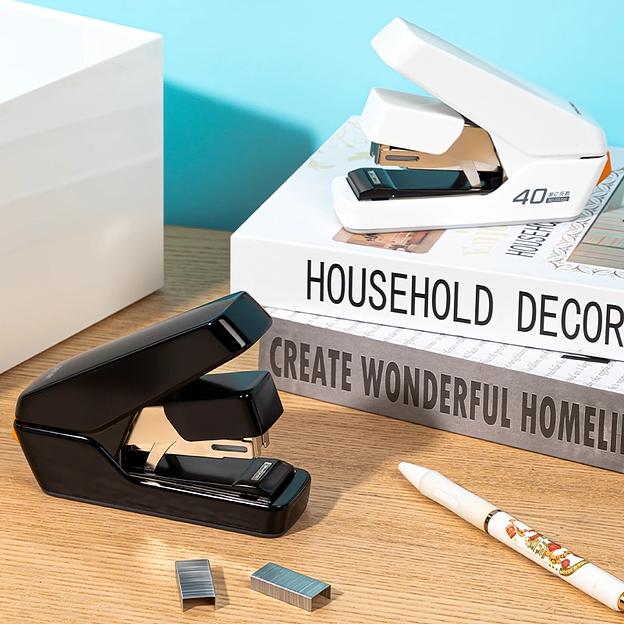 Степлер настольный Deli 0370SBLACK Exceed 24/6 26/6 (40листов) снижение усилия черный 100скоб коробка фото 2