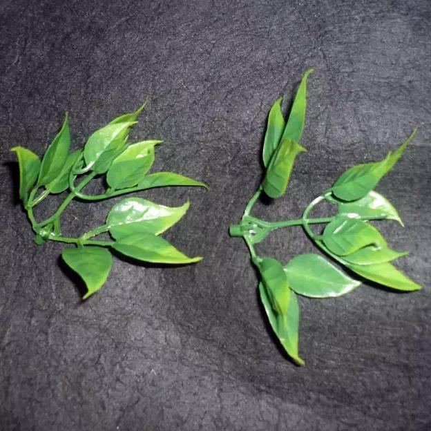 Добавка на ветку 12 листиков 11см 658шт/кг фото 1