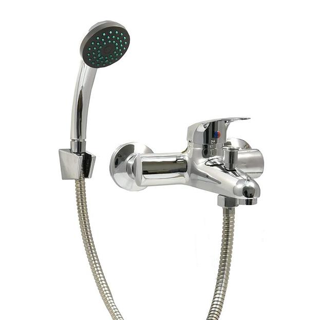 Смеситель ванно-душевой одноручный "Juguni" с металлическим шлангом фото 1