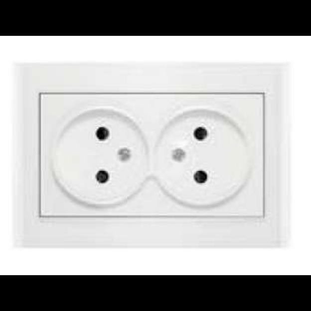 Розетка 2-м СП Бриллиант 16А IP20 без заземл. защ. шторки бел. UNIVersal 7947526 фото 1