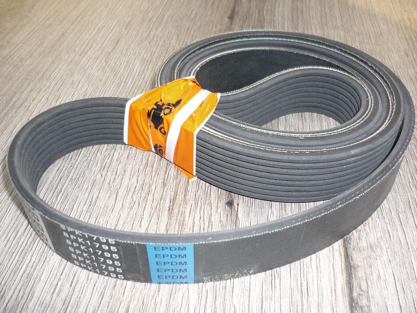 Ремень Адамантис 8PK 1795 фото 1