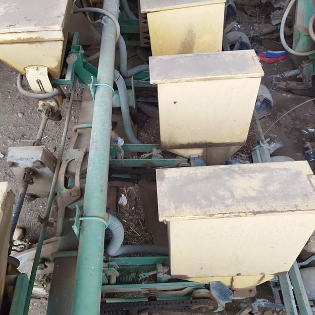 Пропашная сеялка СТВ-8 У (Аист) фото 1