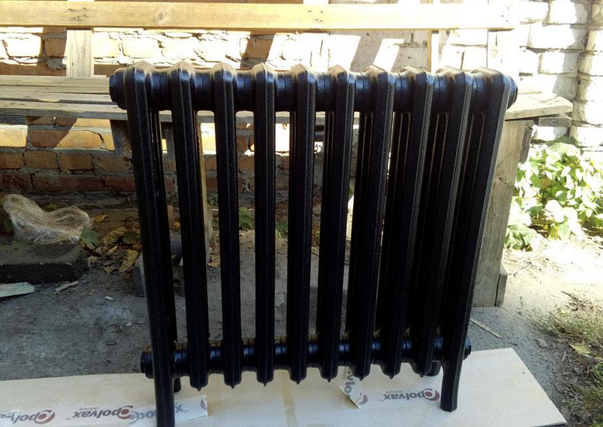 Чугунные радиаторы секционный 500 мм Черный фото 1