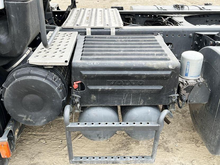 Седельный тягач Renault Premium, 2012 год фото 3