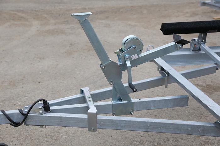 Прицеп водник В7 фото 2