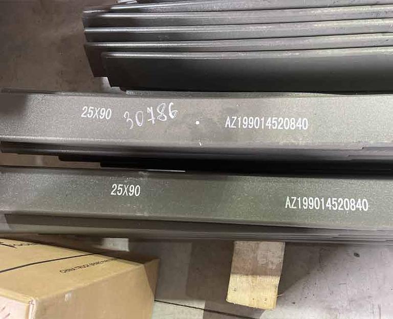 Лист №1 задней рессоры L1680х90х25 HOWO WG99014520840 фото 1