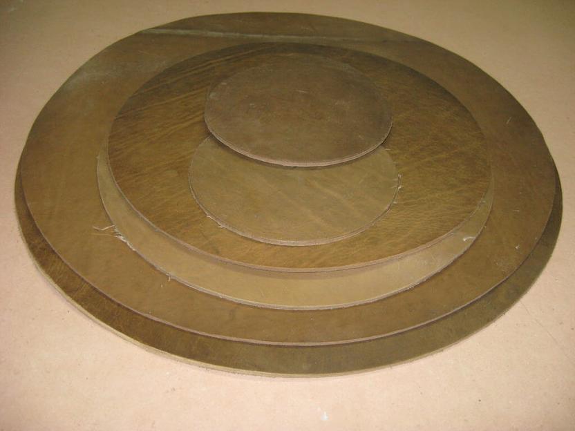 Круги, пластины из кожи фото 2