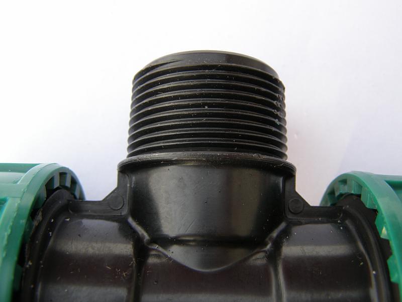 Тройник ПНД 20х1/2х20 с наружной резьбой компрессион. фото 2