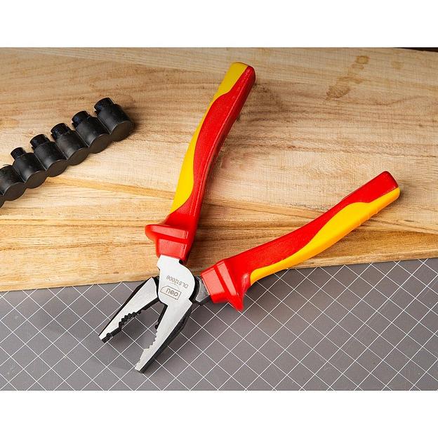 Диэлектрические комбинированные плоскогубцы Deli DL512006 160мм, сталь Cr-V, сертификат VDE для работ под напряжением до 1000 В фото 6