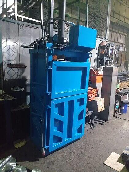 Пресс пакетировочный вертикальный Кубер-24В Эконом фото 2