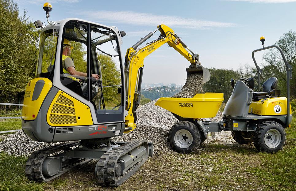 Услуги и аренда мини-экскаватора в Краснодаре фото 3