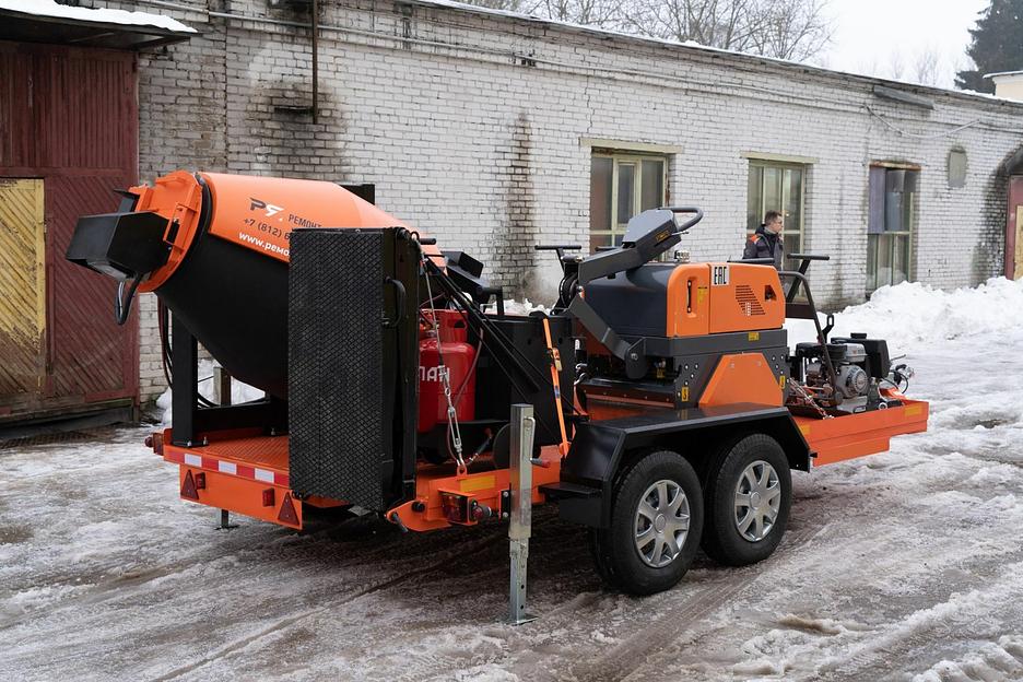 Машина для ремонта асфальта STPE 2000 с автономным рециклером фото 1