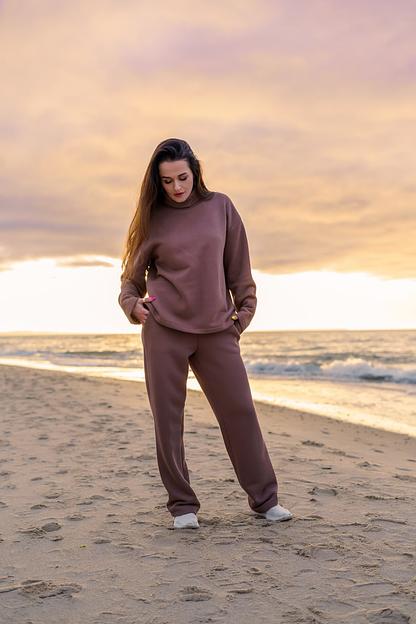 Костюм (свитшот+брюки прямые) цвет тёмно-бежевый ОПТ фото 3