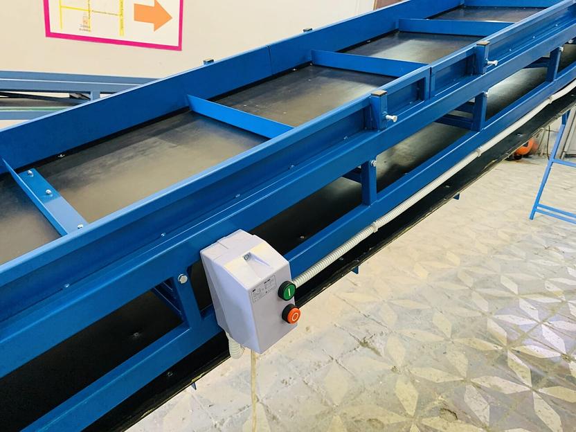 Наклонный конвейер с поперечинами для сыпучих грузов фото 4