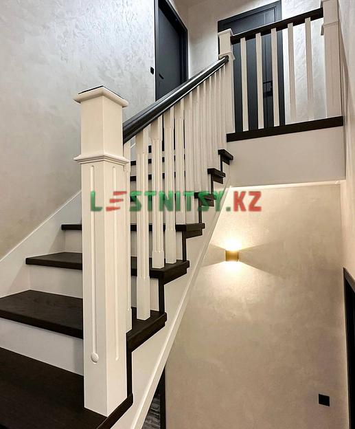 Лестница на деревянном каркасе под заказ фото 5