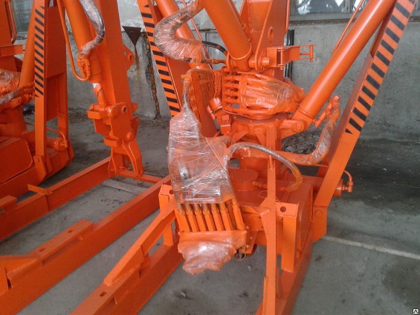 Погрузчик-экскаватор ПЭ-Ф-1БМ на МТЗ фото 3