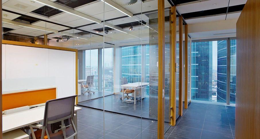 Стационарная перегородка NAYADA-Regina с декором из дерева под заказ фото 3