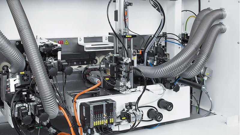 Кромкооблицовочный станок EDGETEQ S-200 фото 4