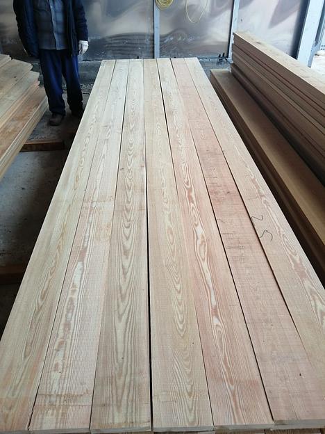 Лиственница сибирская пиломатериалы обрезные 18 м³ фото 2