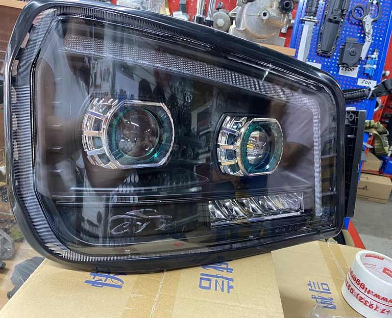 Фара передняя левая SHAANXI Х3000 DZ96189722110 TiggerPart фото 1