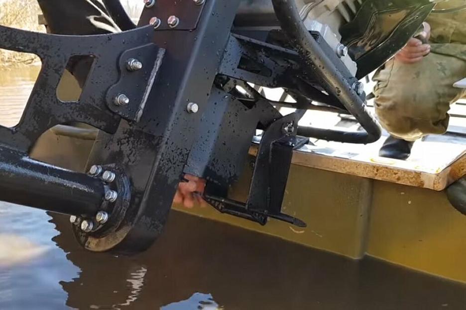 Нога болотохода бурлак под мотор от 9 до 30 л.с. фото 4