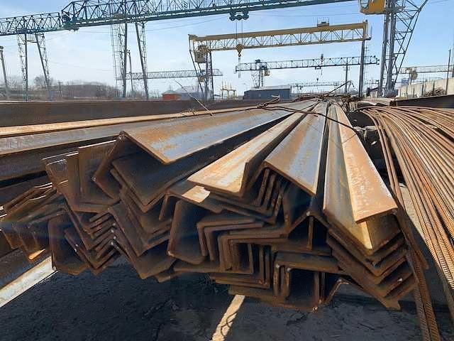 Уголок стальной неравнополочный фото 4