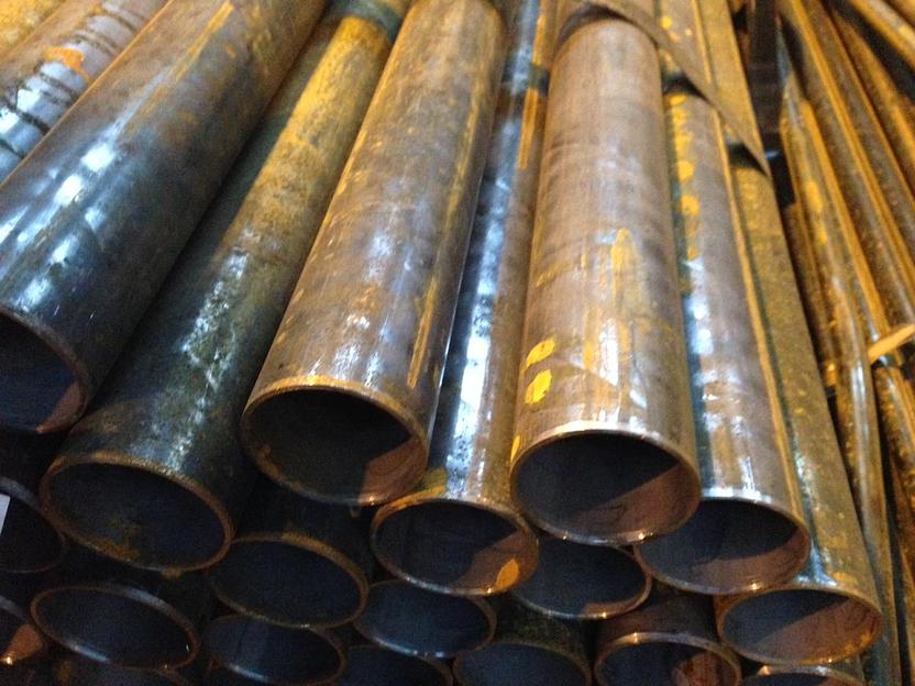 Труба бесшовная горячедеформированная 76х12 фото 3